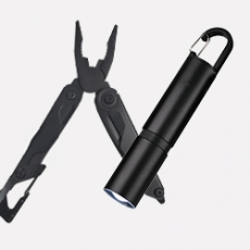 TASKULAMPPU HOOK XO & MONITOIMITYÖKALU PRO XO